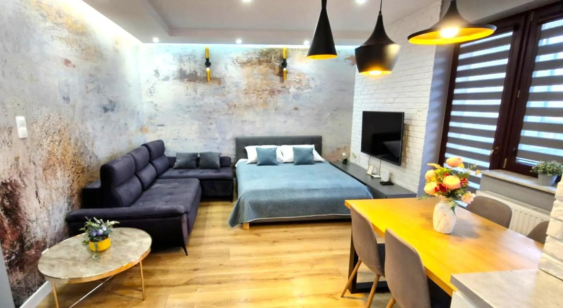 Luxury Blue Cascade Studio Downtown Balcony Krakov 0*,  Polsko