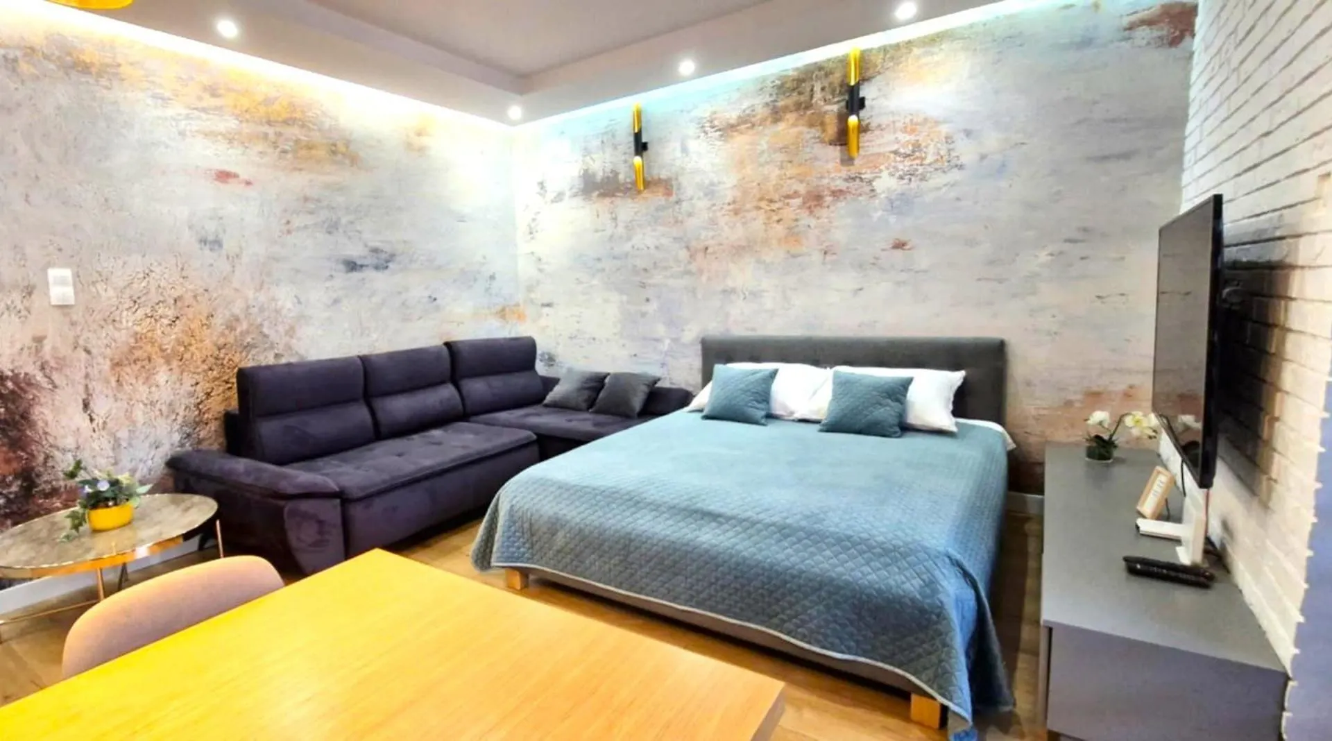 Luxury Blue Cascade Studio Downtown Balcony Krakov Polsko